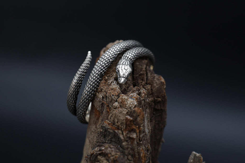 925K Silver Serpent Wrap Ring: Detailed Snake Gothic Statement Jewelry