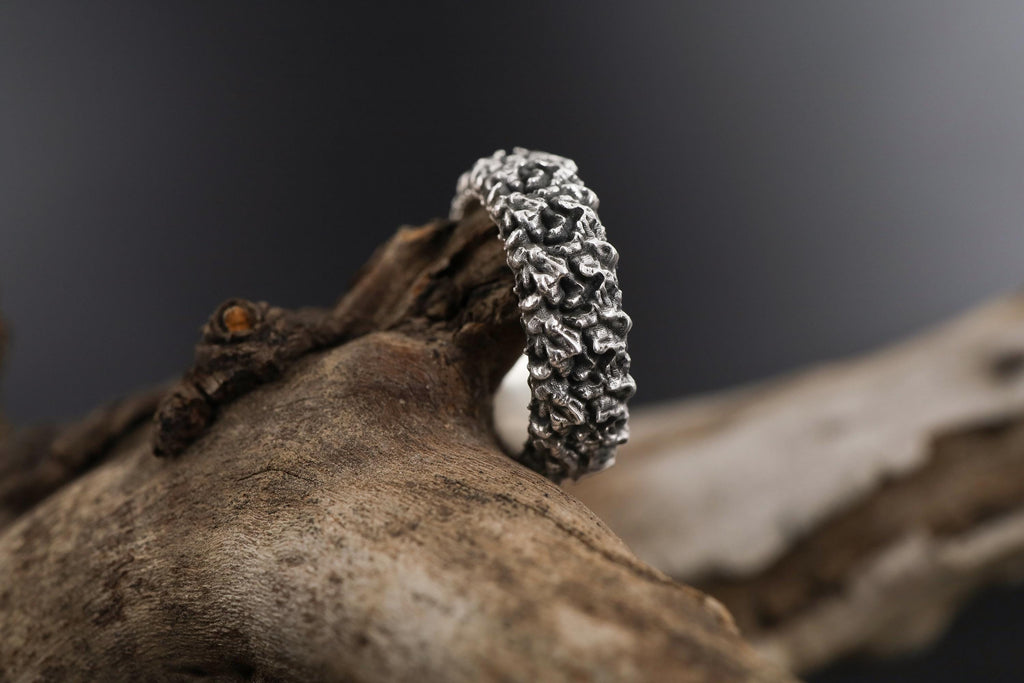 Perforated wide band ring, sterling silver band ring, modern minimalist jewelry, and geometric openwork ring designed for those who are drawn to bold structure, contemporary aesthetics, and architectural design. This striking ring features a perforated wide band with carefully placed cut-out details, creating a look that feels modern, edgy, and effortlessly refined.