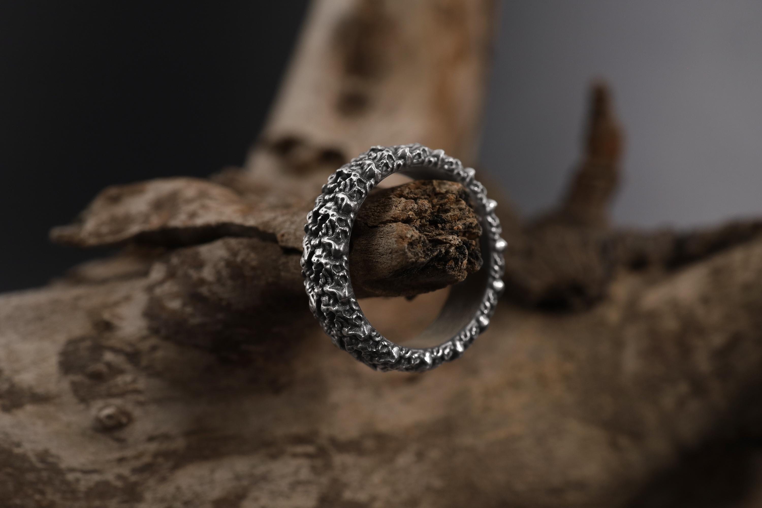 Perforated wide band ring, sterling silver band ring, modern minimalist jewelry, and geometric openwork ring designed for those who are drawn to bold structure, contemporary aesthetics, and architectural design. This striking ring features a perforated wide band with carefully placed cut-out details, creating a look that feels modern, edgy, and effortlessly refined.