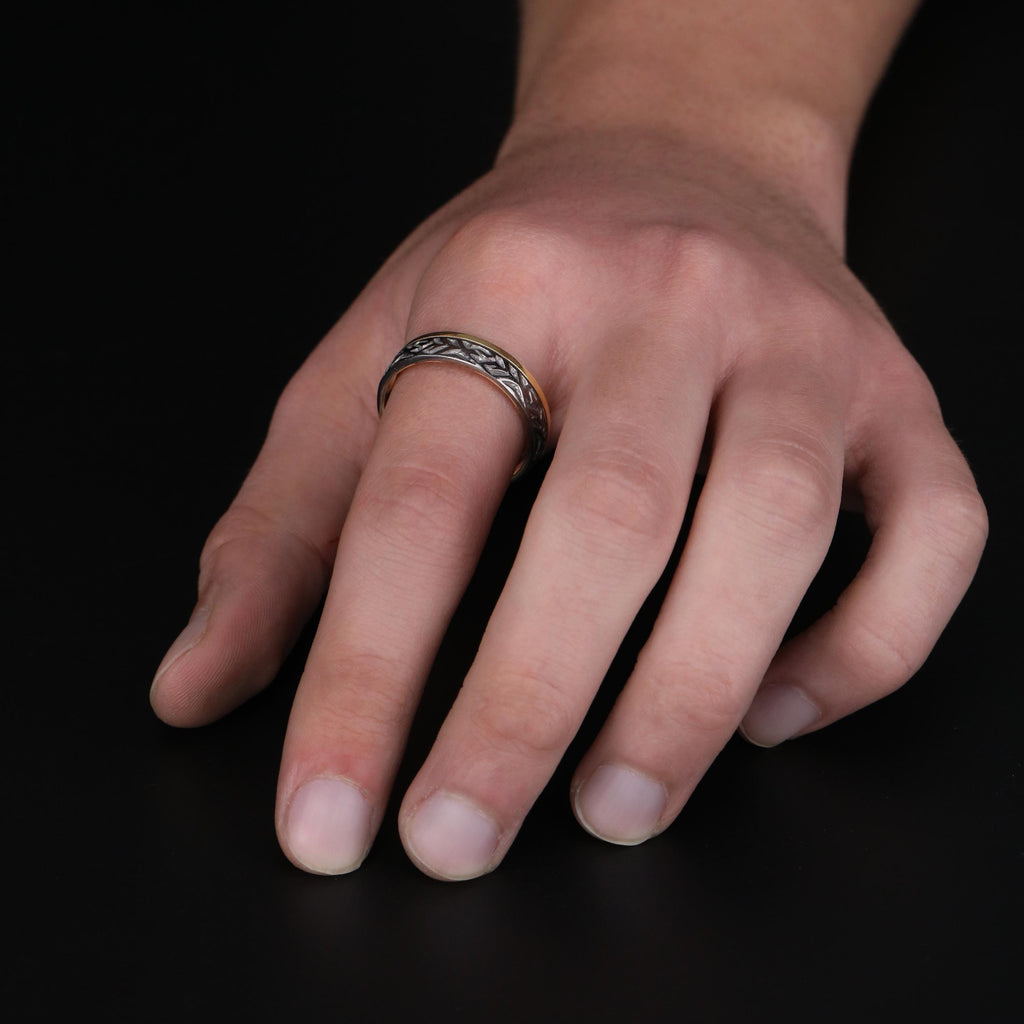 Textured stripe band ring, grooved men’s ring, modern minimalist band ring, and handcrafted statement ring designed for those who are drawn to clean lines, structured patterns, and contemporary style. This striking ring features a textured striped surface with precise grooves, creating a look that feels modern, bold, and effortlessly refined.