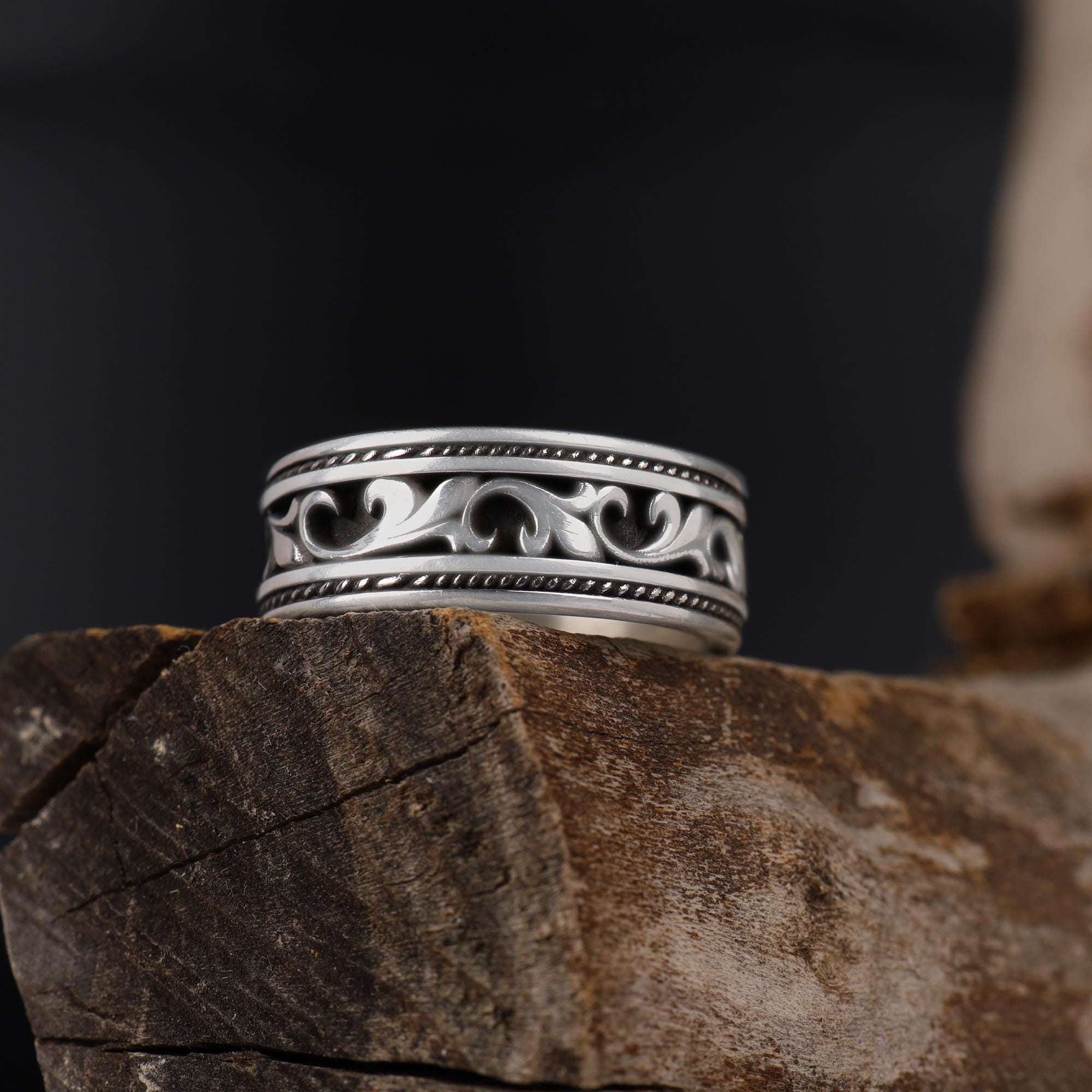 Sterling Silver Vintage Men's Band: Engraved Scrollwork Wedding Ring
