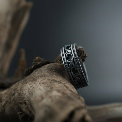 Sterling Silver Vintage Men's Band: Engraved Scrollwork Wedding Ring