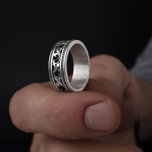 Men's Victorian Floral Band Ring, Engraved Wedding Band, Medieval Filigree Jewelry