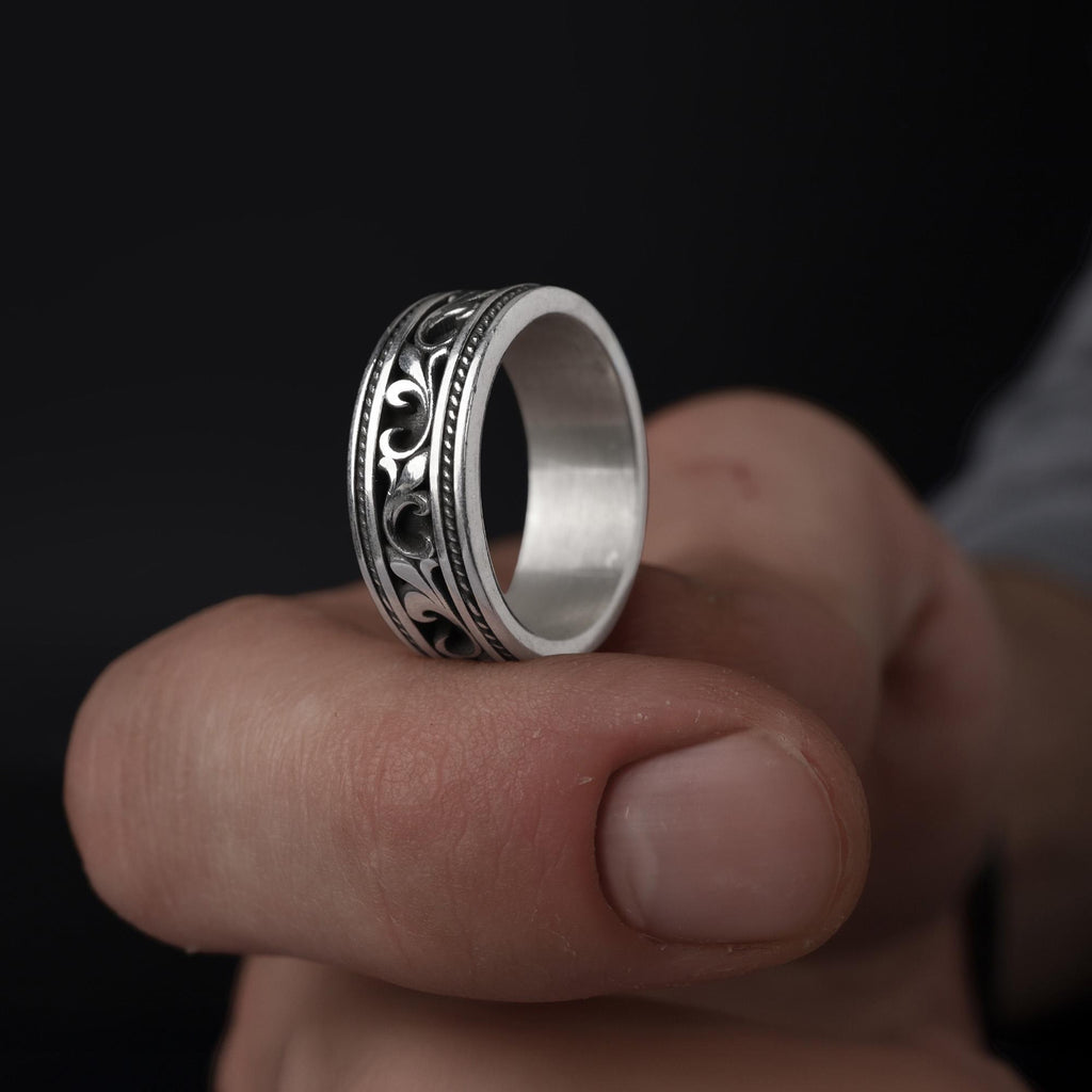Sterling Silver Vintage Men's Band: Engraved Scrollwork Wedding Ring